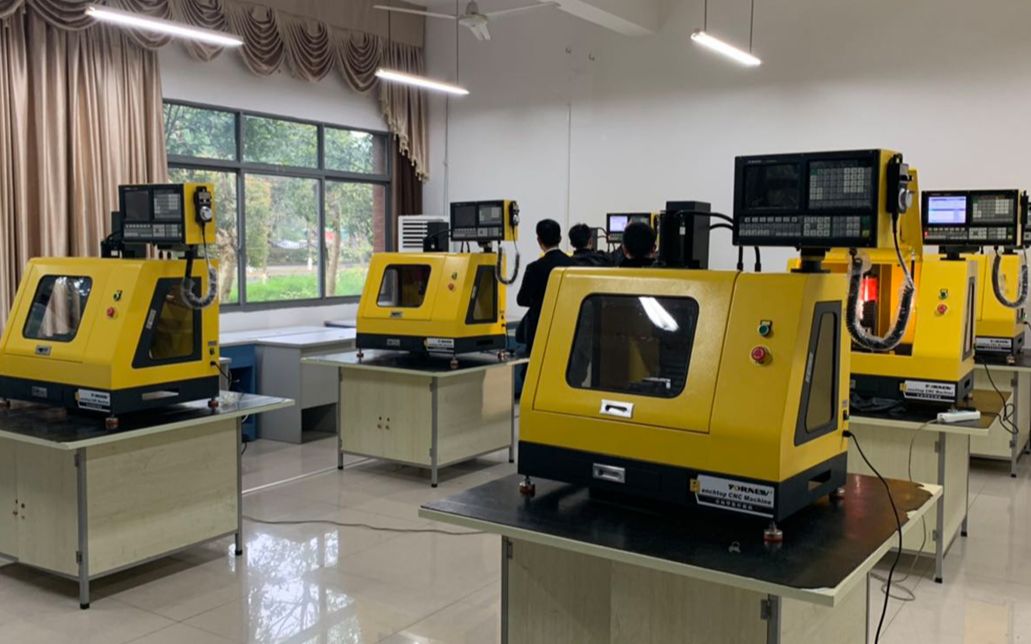 桌面小型数控铣床(实训四) 微型cnc机床实训教程_哔哩哔哩_bilibili