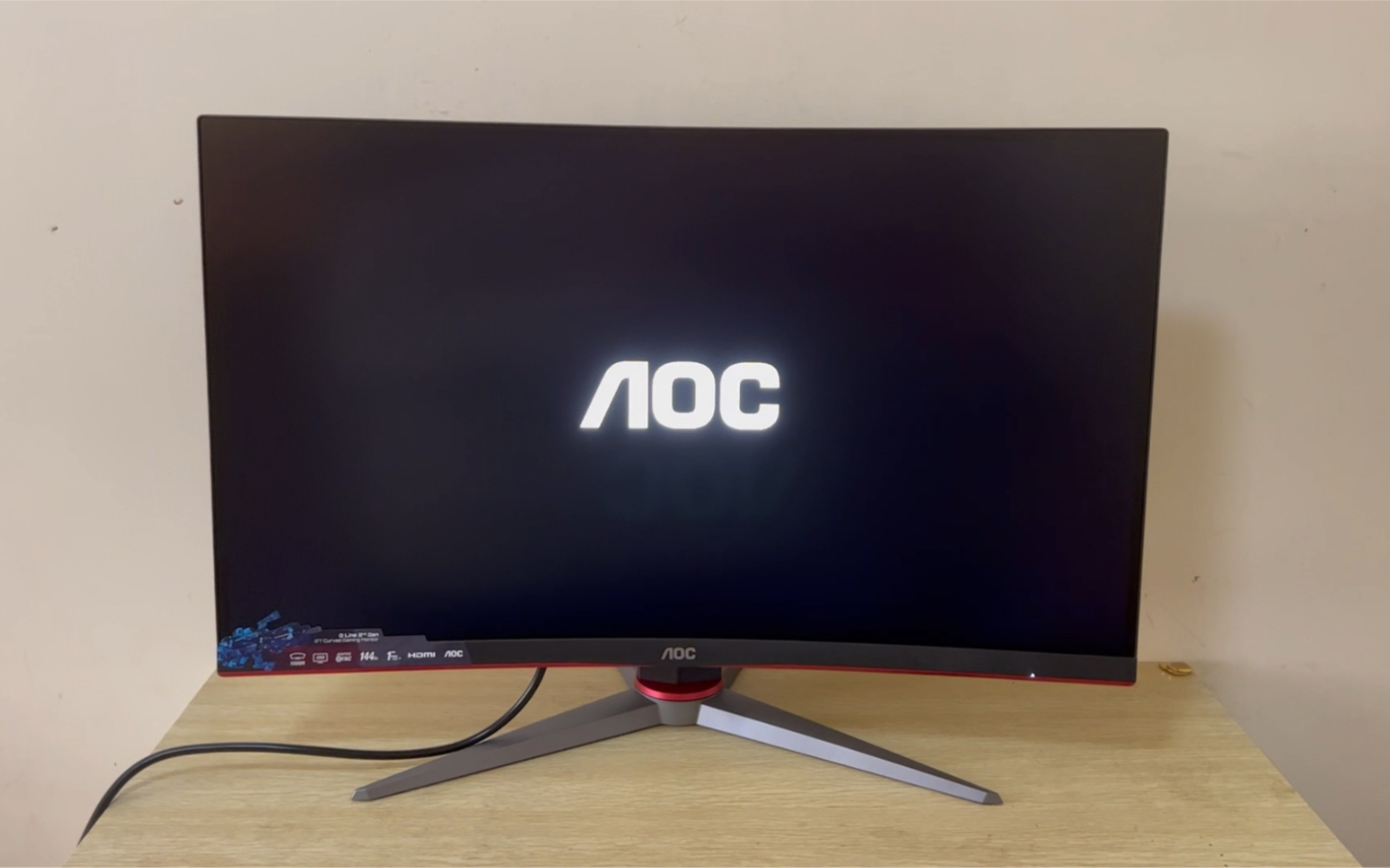 开箱丨aoc cq27g2 2k 144hz 27英寸曲面显示屏