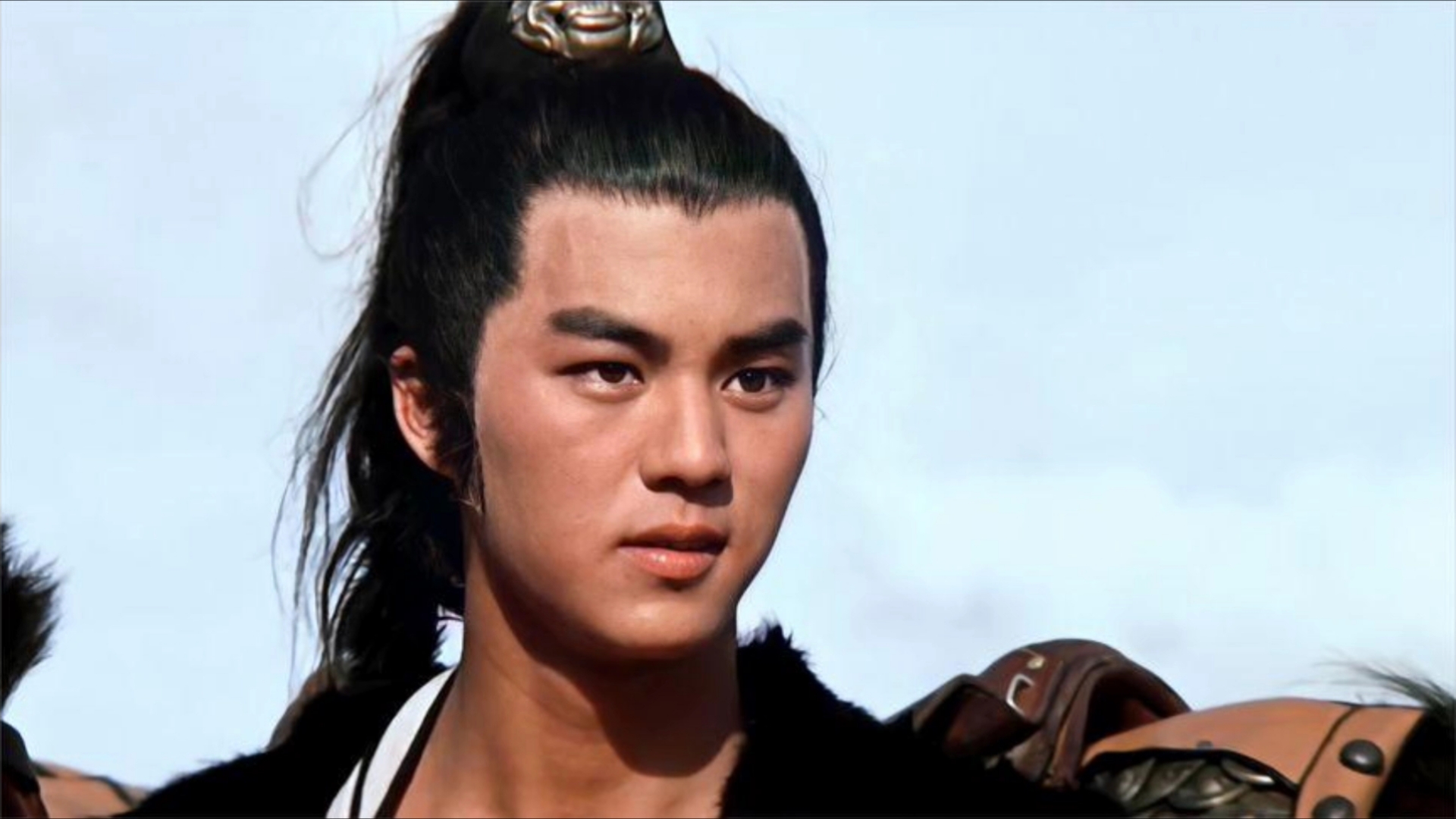 香港七十年代武打明星狄龙年轻时的颜值不输给周润发