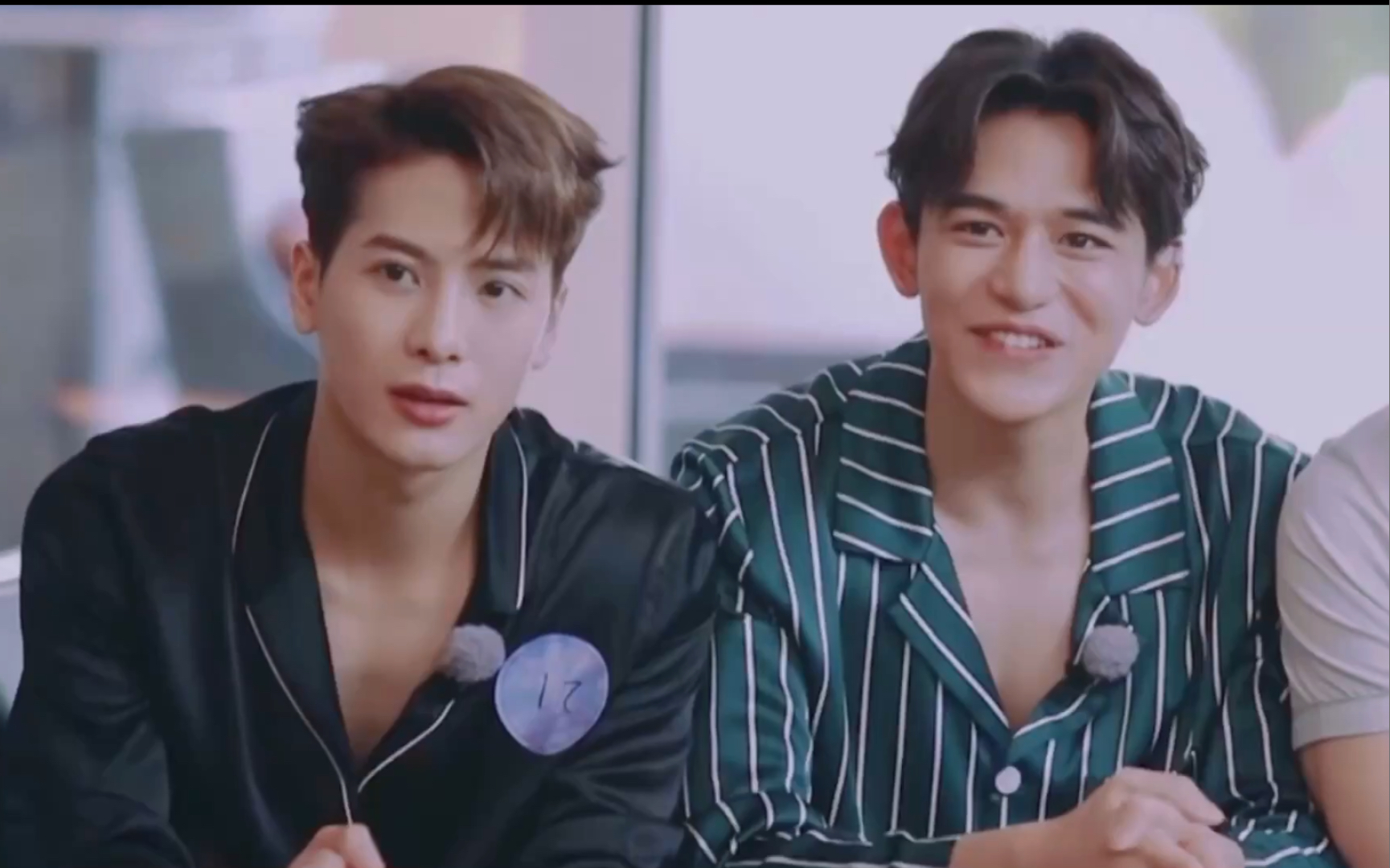 【沙田兄弟|王嘉尔×黄旭熙】异父异母的亲兄弟!