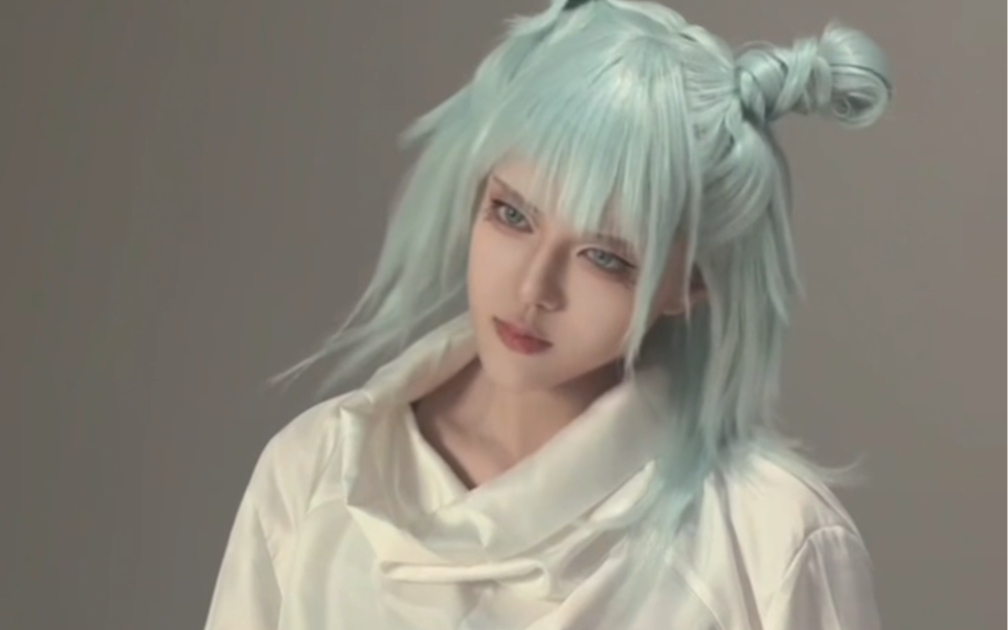 接下来来到战场的是!鹿紫云一!