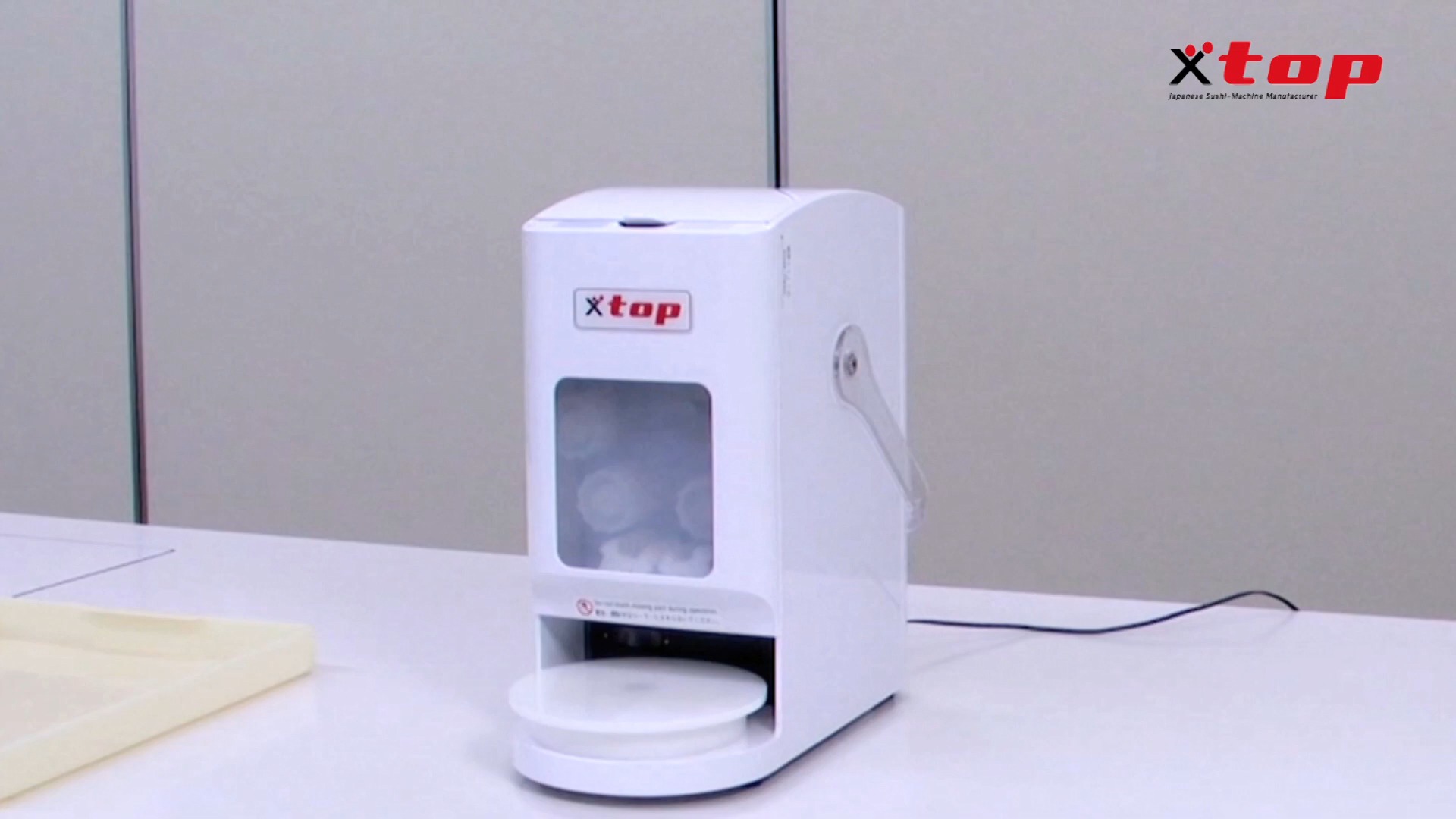 日本xtop tsm-13 自动寿司成型机 移动式寿司机 饭团寿司成型机