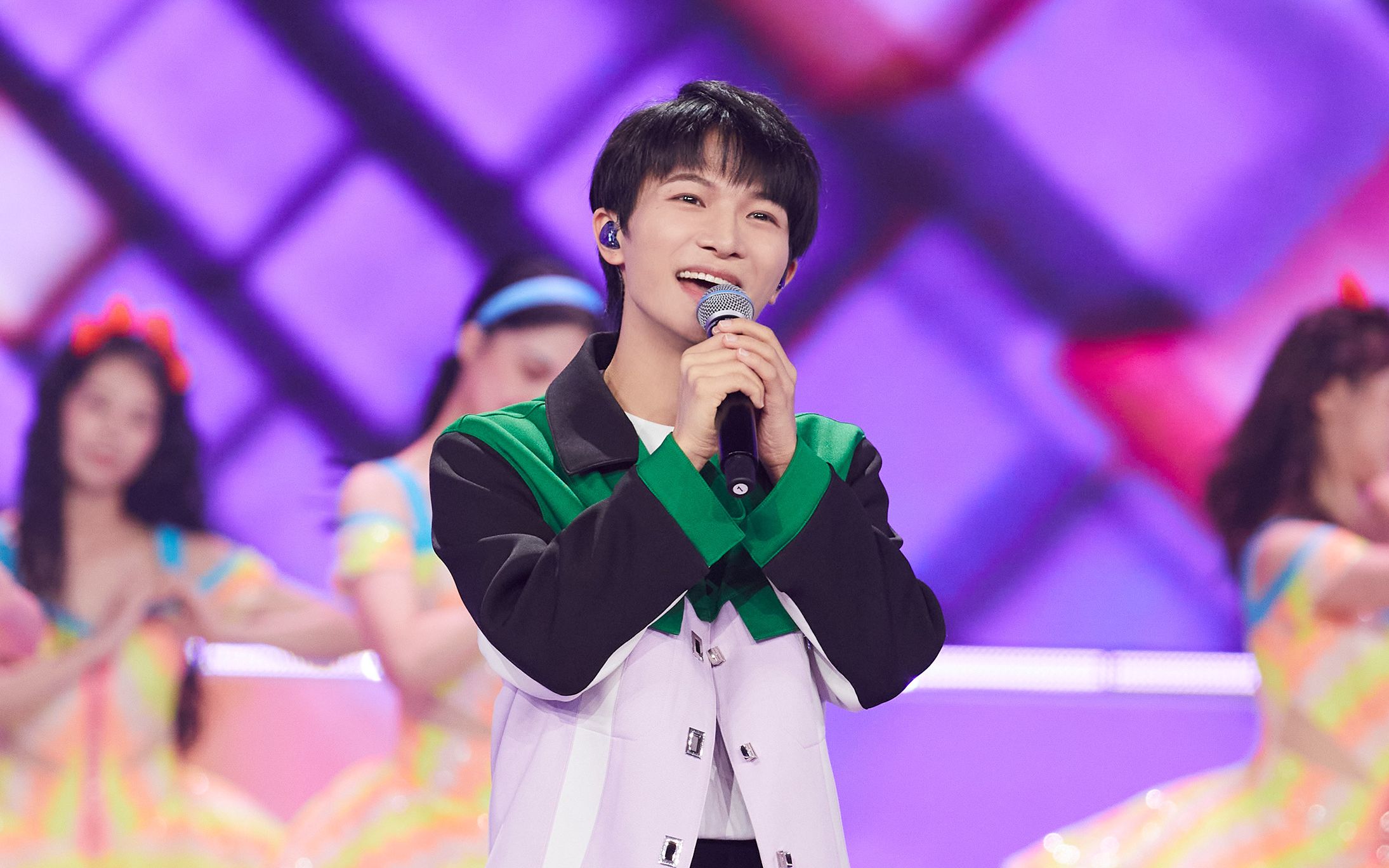 【周深】《听我说》唱出五谷丰登的感觉丨花絮/采访/新媒体直播[合辑]