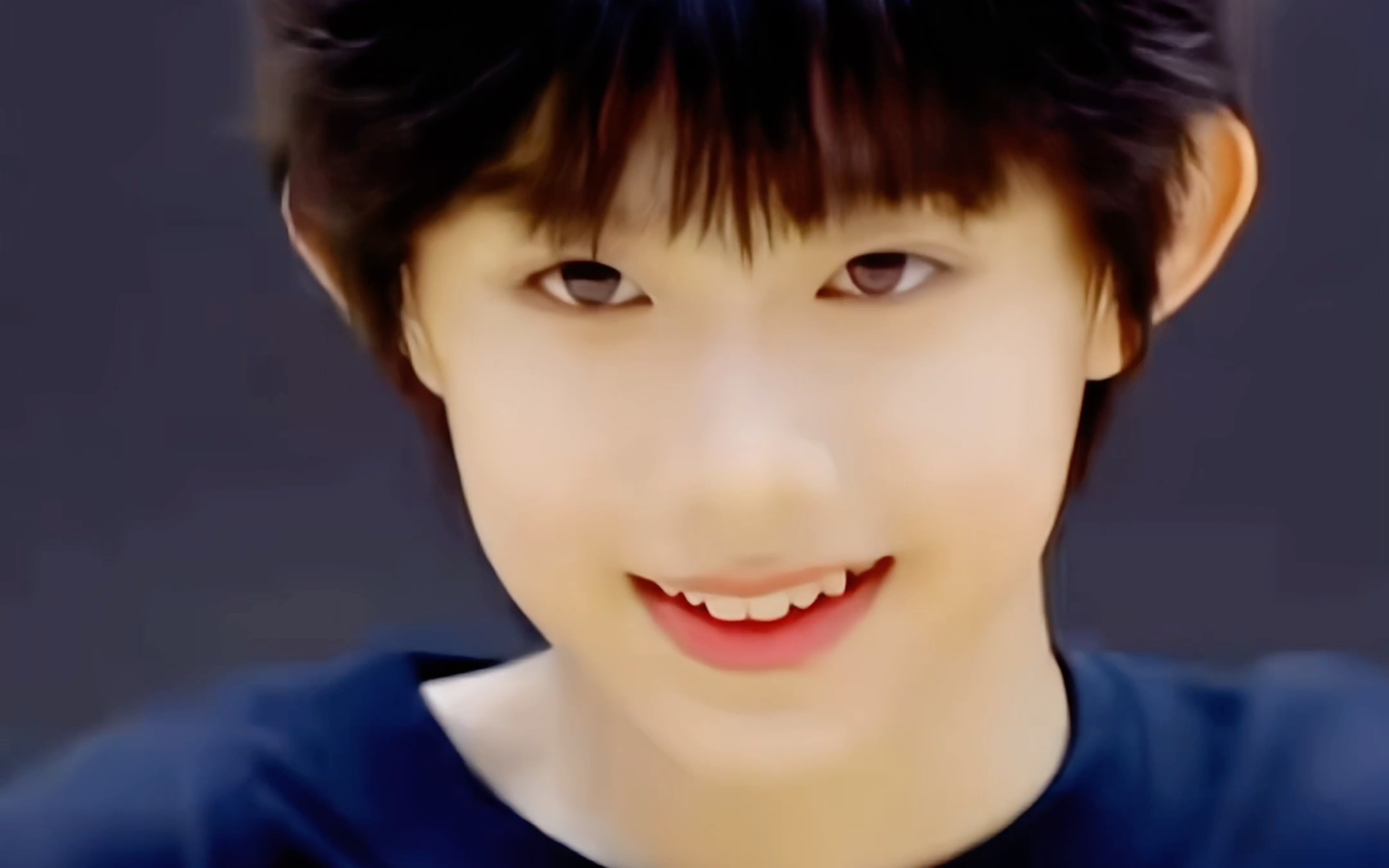 陈奕恒 长得越来越像他家cathy了 头发跳起来好像小狗汪汪!