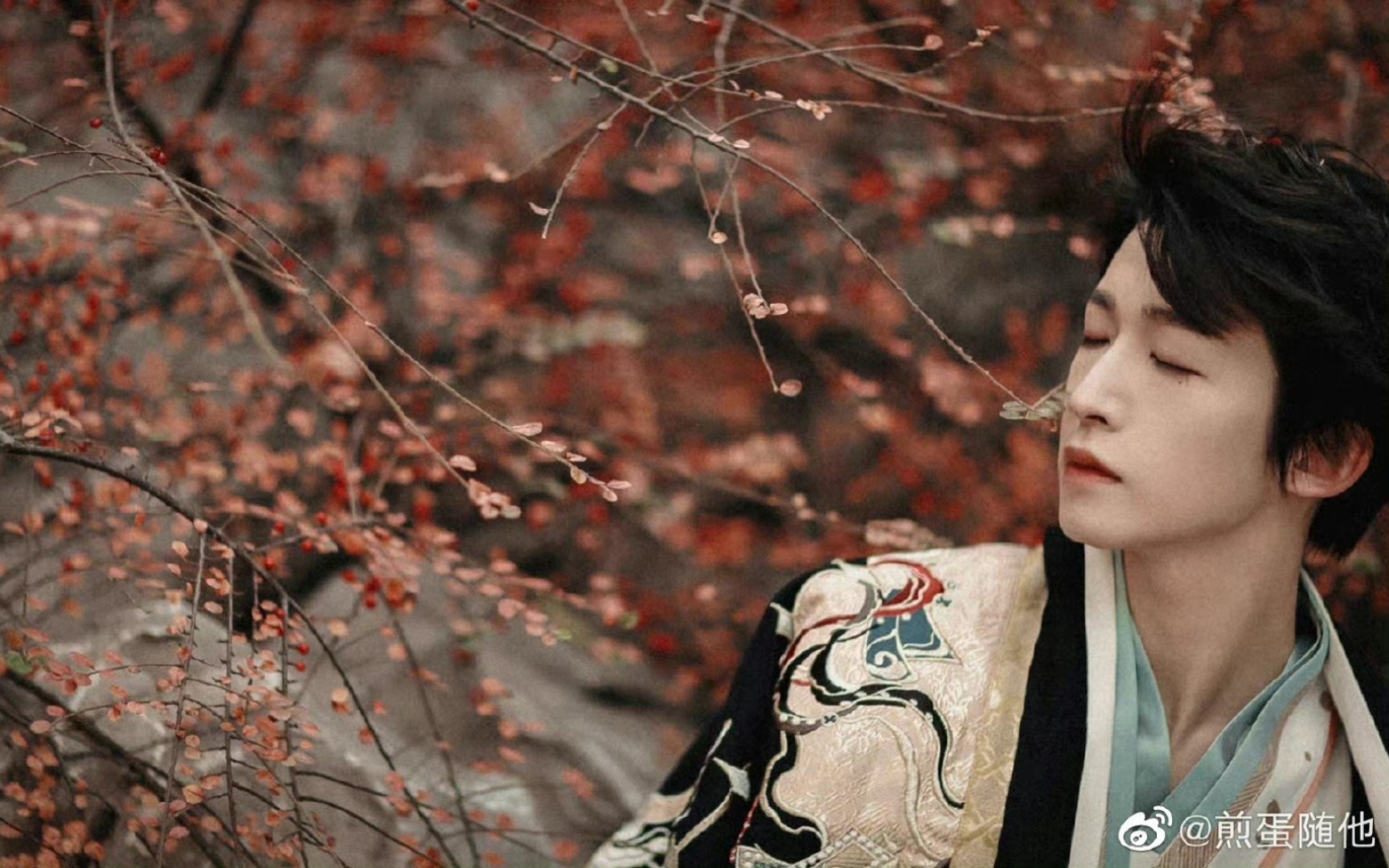 刘宇#小雪汉服大片#      感谢神明我让我遇见