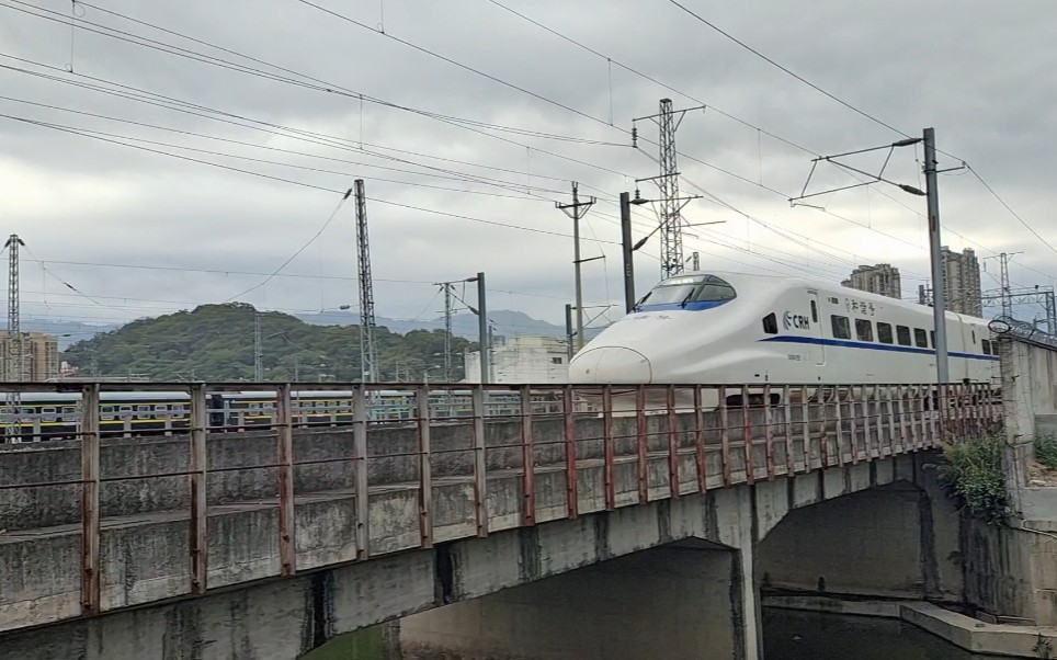 d6502(福州至南昌)通过东浦路机位,南昌铁路局crh2a-2292担当_哔哩