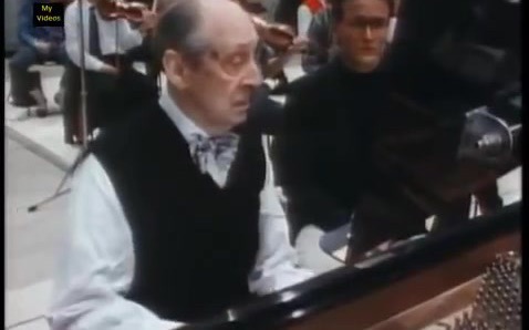 [图]霍洛维茨演奏莫扎特钢琴协奏曲No.23 Vladimir Horowitz plays Mozart- Concerto No. 23 K.488(1987)