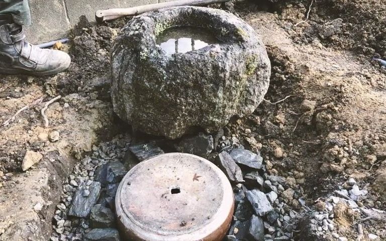 [图]【日本庭院建造】第一步水琴窟的建设——日本庭園を作る -前編- 【水琴窟を作ってみた】