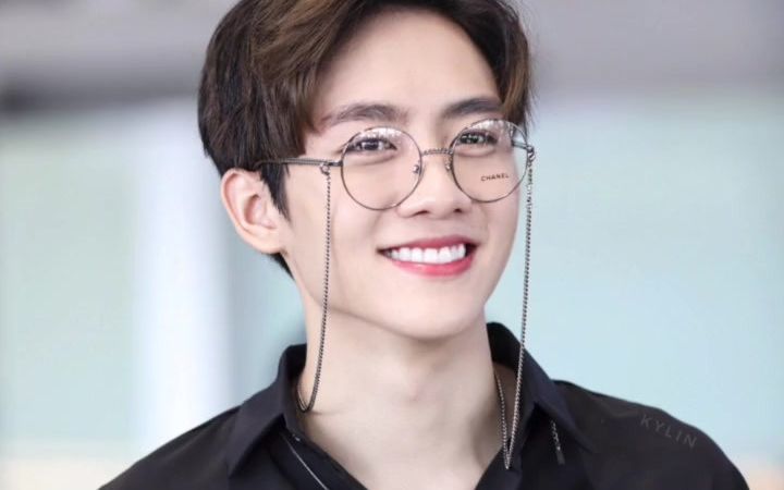 嗑学家 爱笑的人运气不会差,我爱的少年一定会好以来的陈瑞书