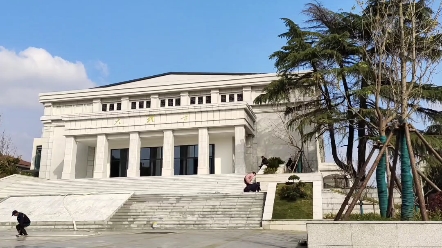 江苏大学大礼堂