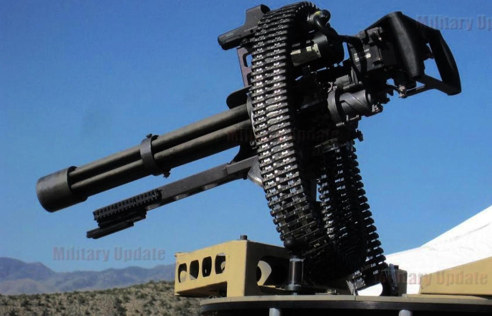 致命武器:每分钟 100 万发子弹,见识一下金属风暴"枪"