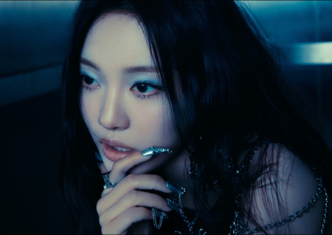 宁艺卓 armageddon预告照!美到心颤,想被女王踩在脚下!