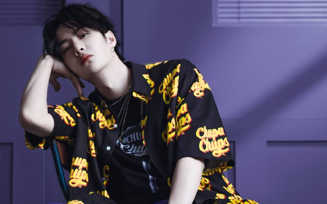 会玩滑板的男生到底有多帅?让王一博带你见识一下,风一样的美男子!