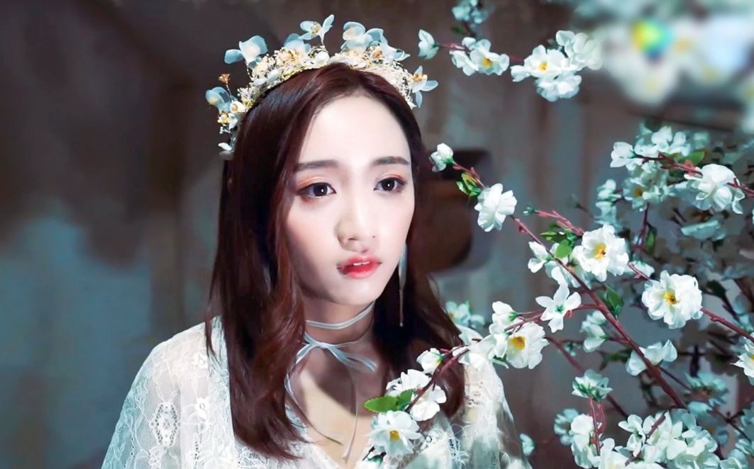 【黄婷婷】【病娇】黑夜女神×夜蝶