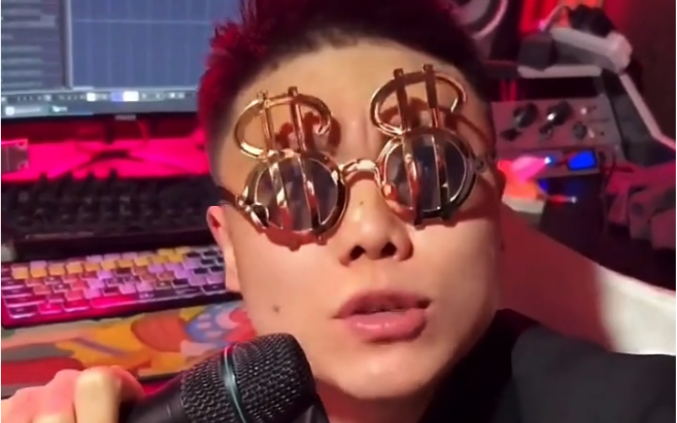 天舒班回归一首捏小芳2霸占ks前十