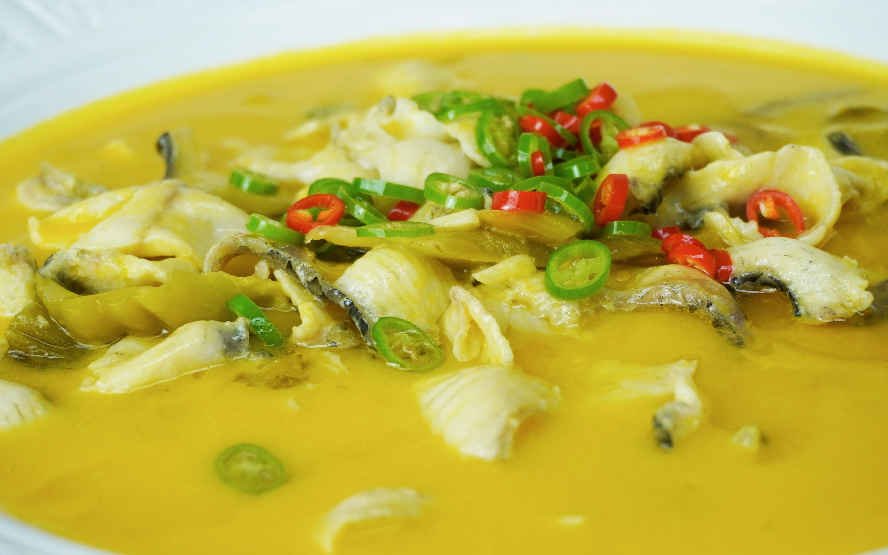 用南瓜做的金汤酸菜鱼您吃过吗?鲜嫩爽滑肉质细嫩,不要错过哦!