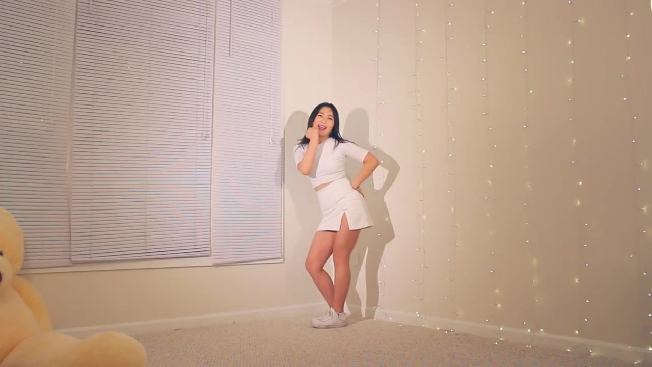 [图]【Lisa Rhee】OH MY GIRL - Secret Garden(秘密花园) Dance Cover 舞蹈翻跳