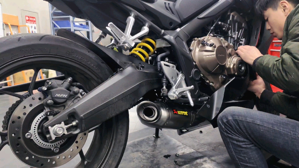 哎呀妈呀,真香!本田cbr650r安装天蝎排气