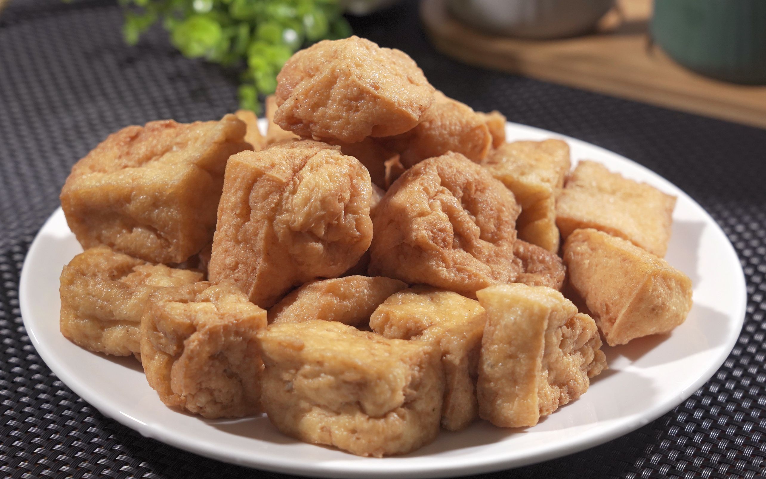 油豆腐这样吃真过瘾,最简单的家常做法,鲜香入味,吃一次忘不了_哔哩