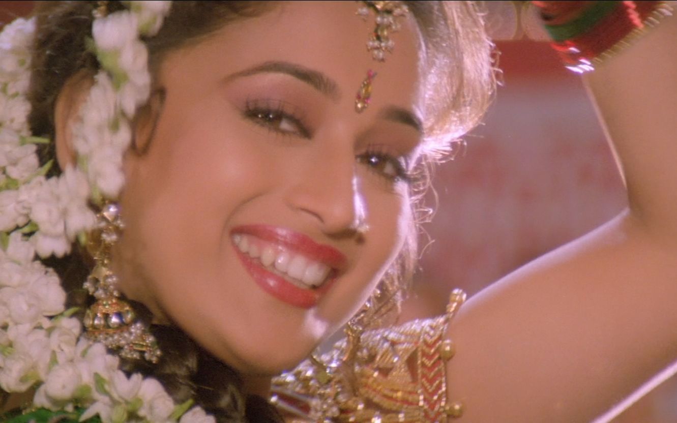 [图]玛杜丽[Madhuri Dixit]歌舞精选26: Anjaam (1994)《孽爱》歌舞集锦 [双字幕]