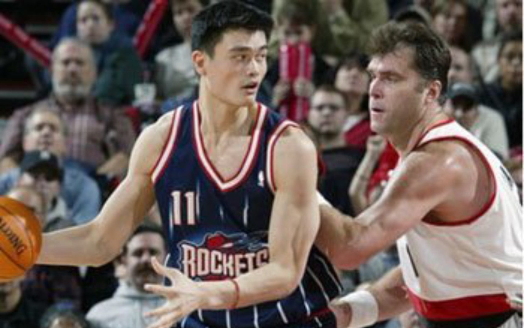 nba2kol当姚明街球场上遇到萨博尼斯nba2kol顶级篮板怪的对决世界屋脊