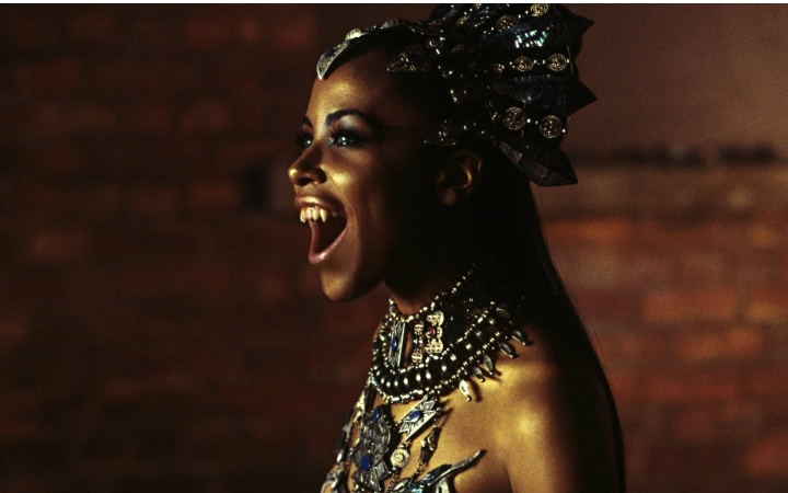 吸血鬼女王2002插曲kornsystem