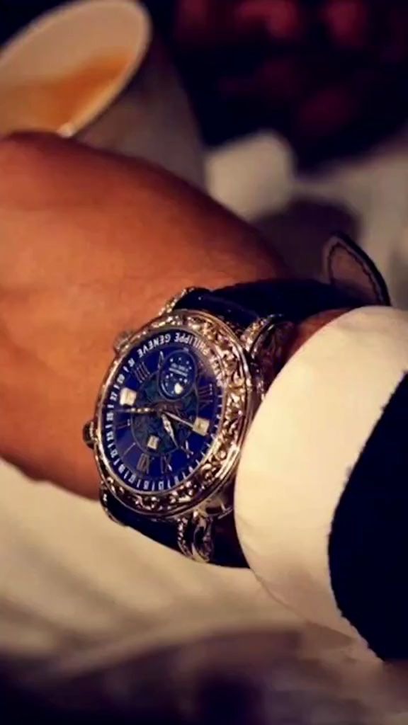 成熟的男人都戴手牌,那戴表的是什么人?#手表 #好男人 #曾小贤