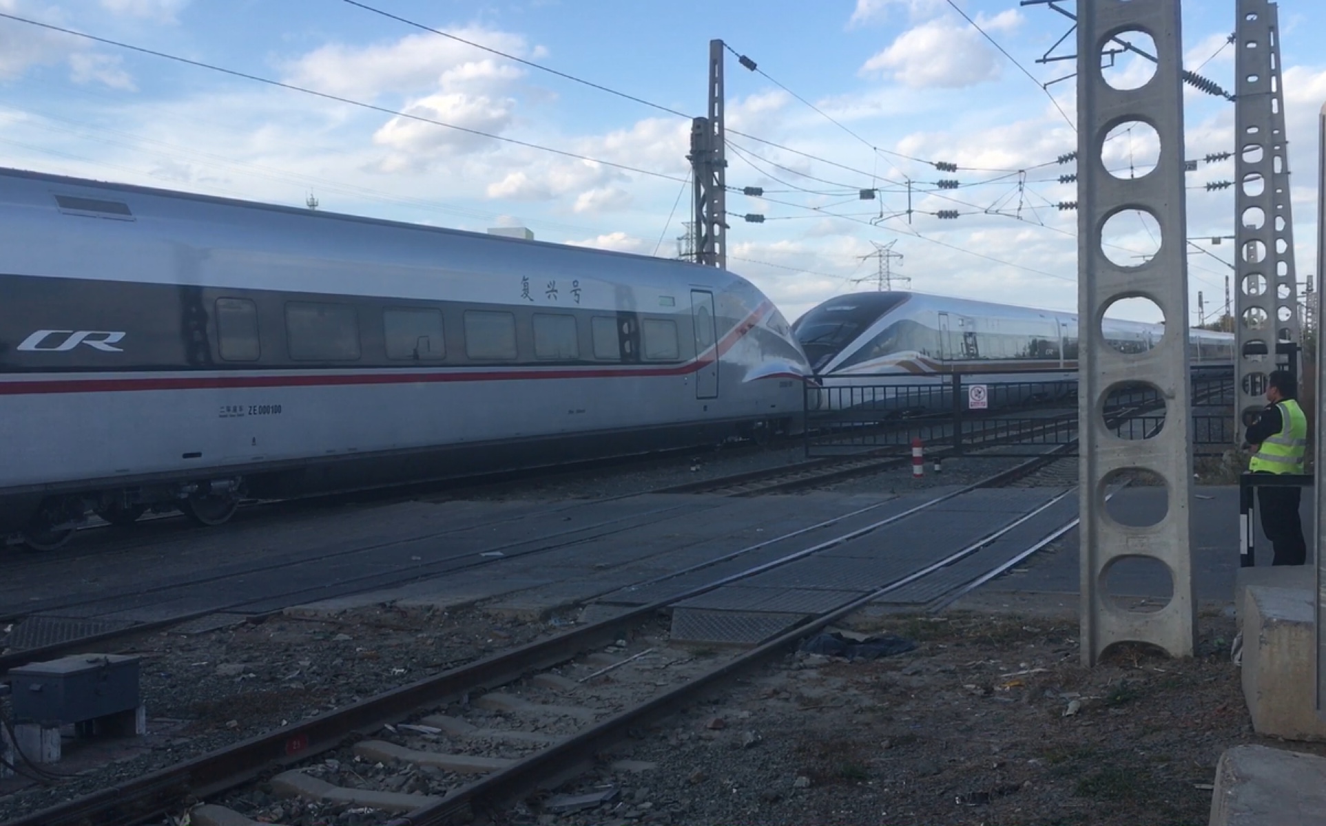 新车试验轮轨音向cr300afbf环铁重联试验返回片尾有彩蛋