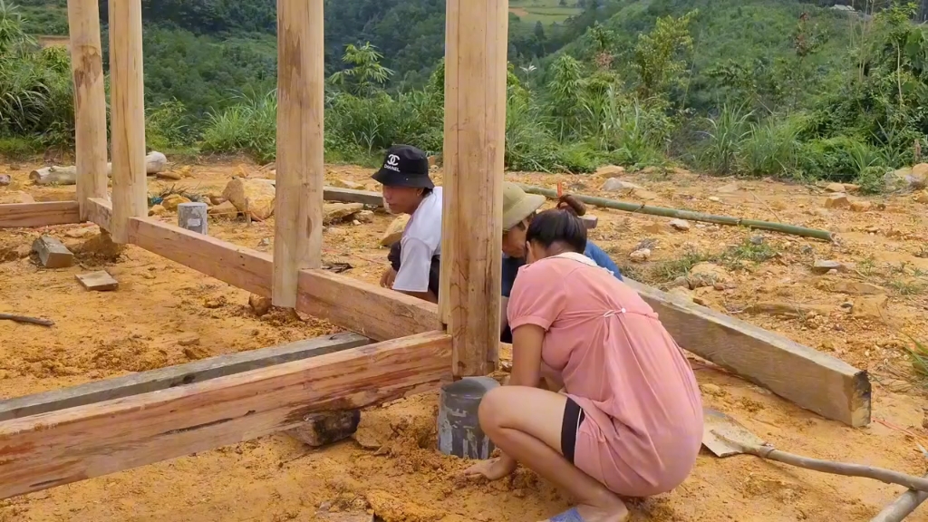 云南小伙阿文在尼泊尔意外离去,老婆火速完成阿文心愿建起新房哔哩哔哩bilibili