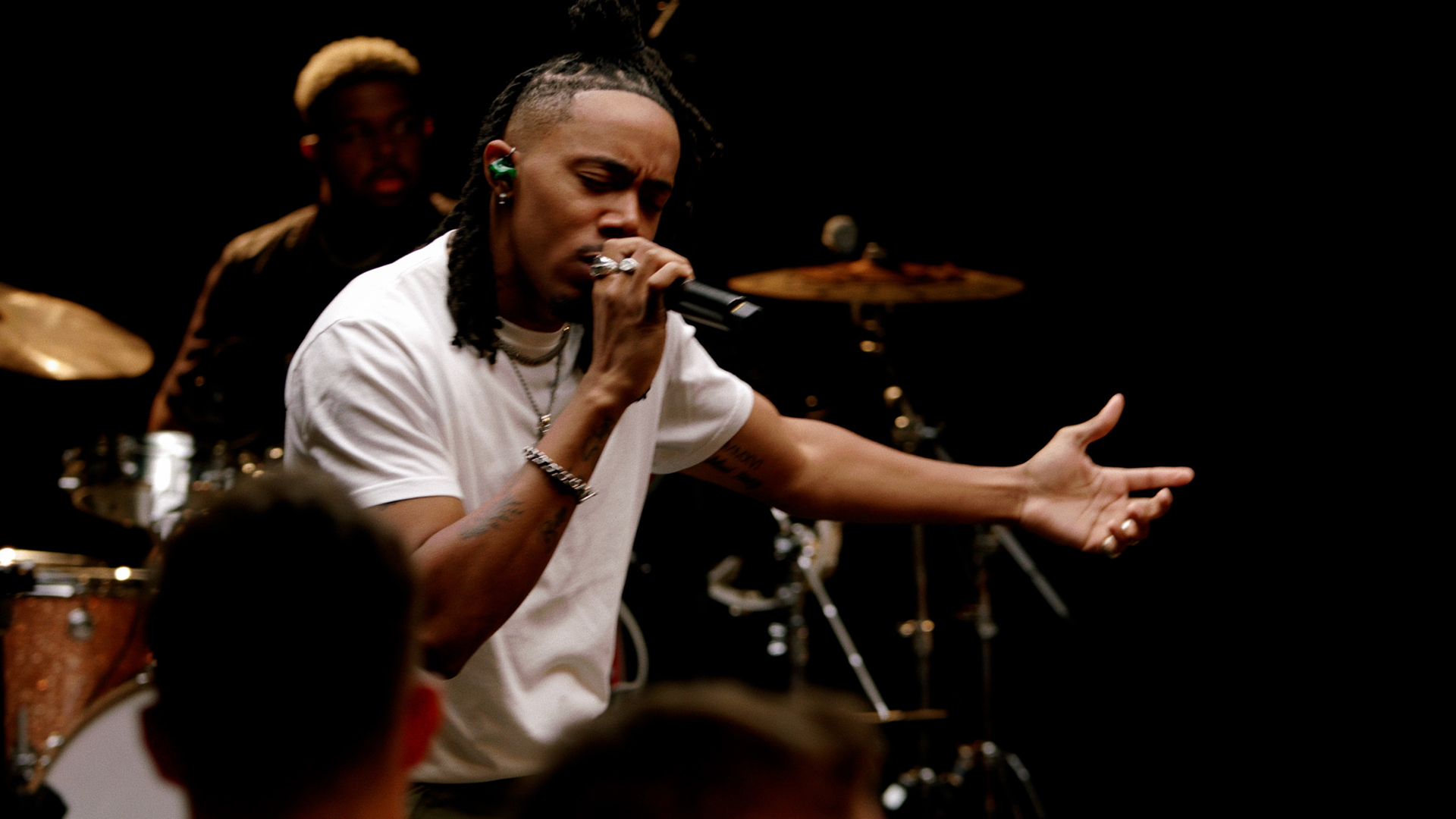 joe l barnes「altar (music video)」