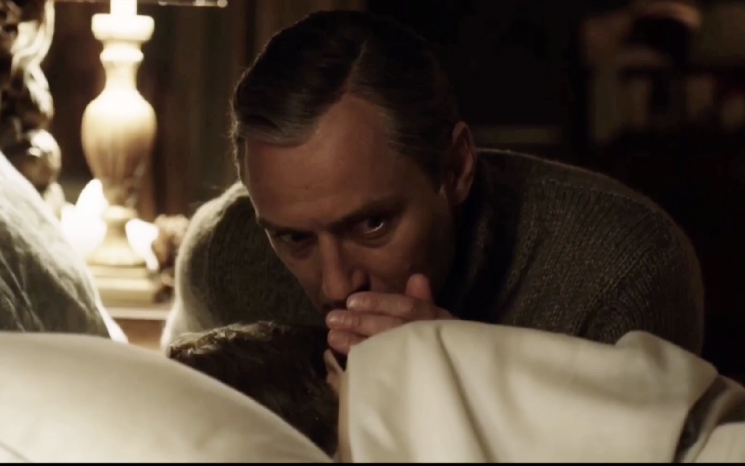 索伦蒂诺新剧新教宗年轻的教宗续集裘德洛judelaw约翰马尔科维奇john