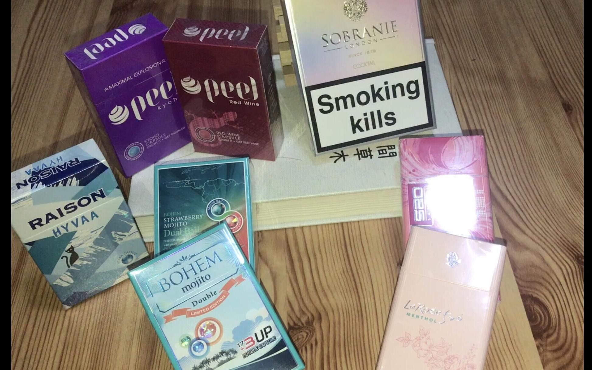 第一期:外烟宝亨鸡尾酒草莓爆珠测评 低焦油 18下勿入!