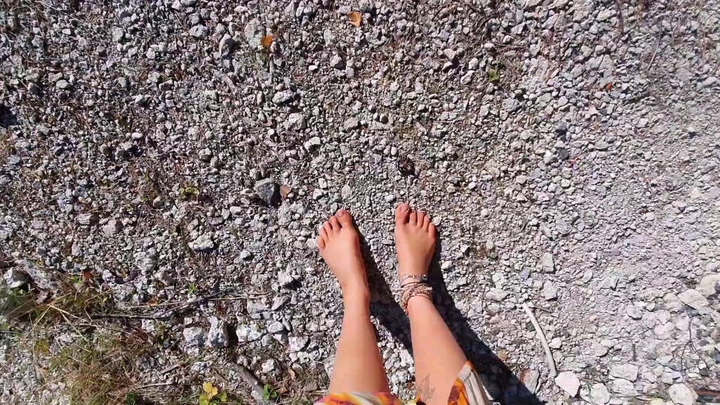 给大家推荐一位海外赤脚博主–mrssunshine