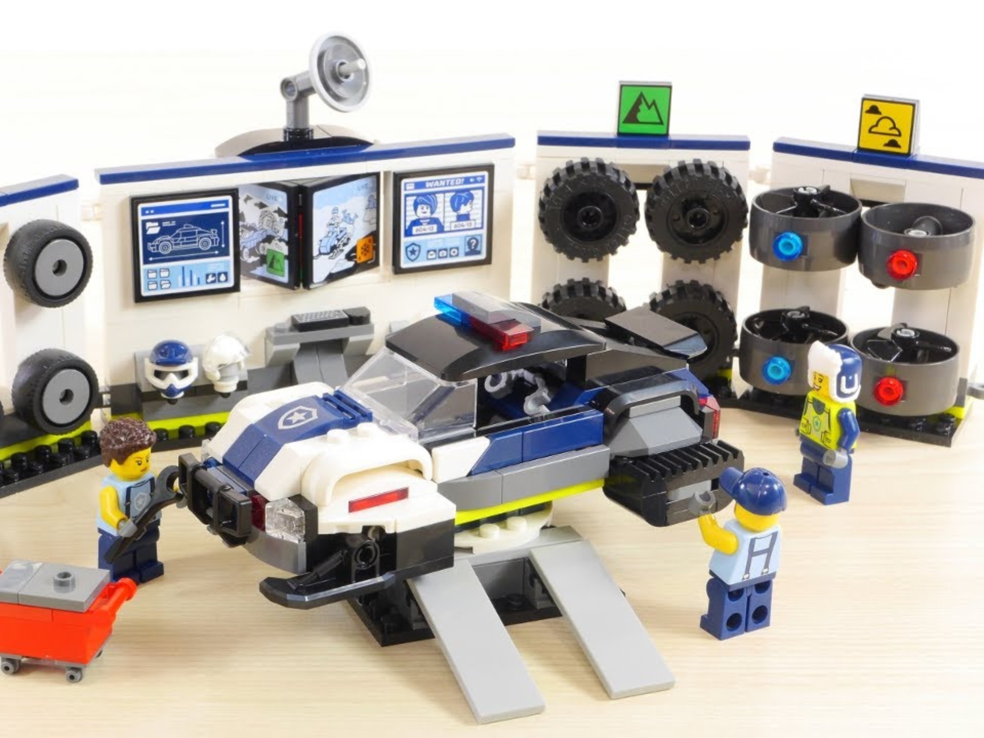 乐高60457城市系列定制警车车库快速搭建及评测