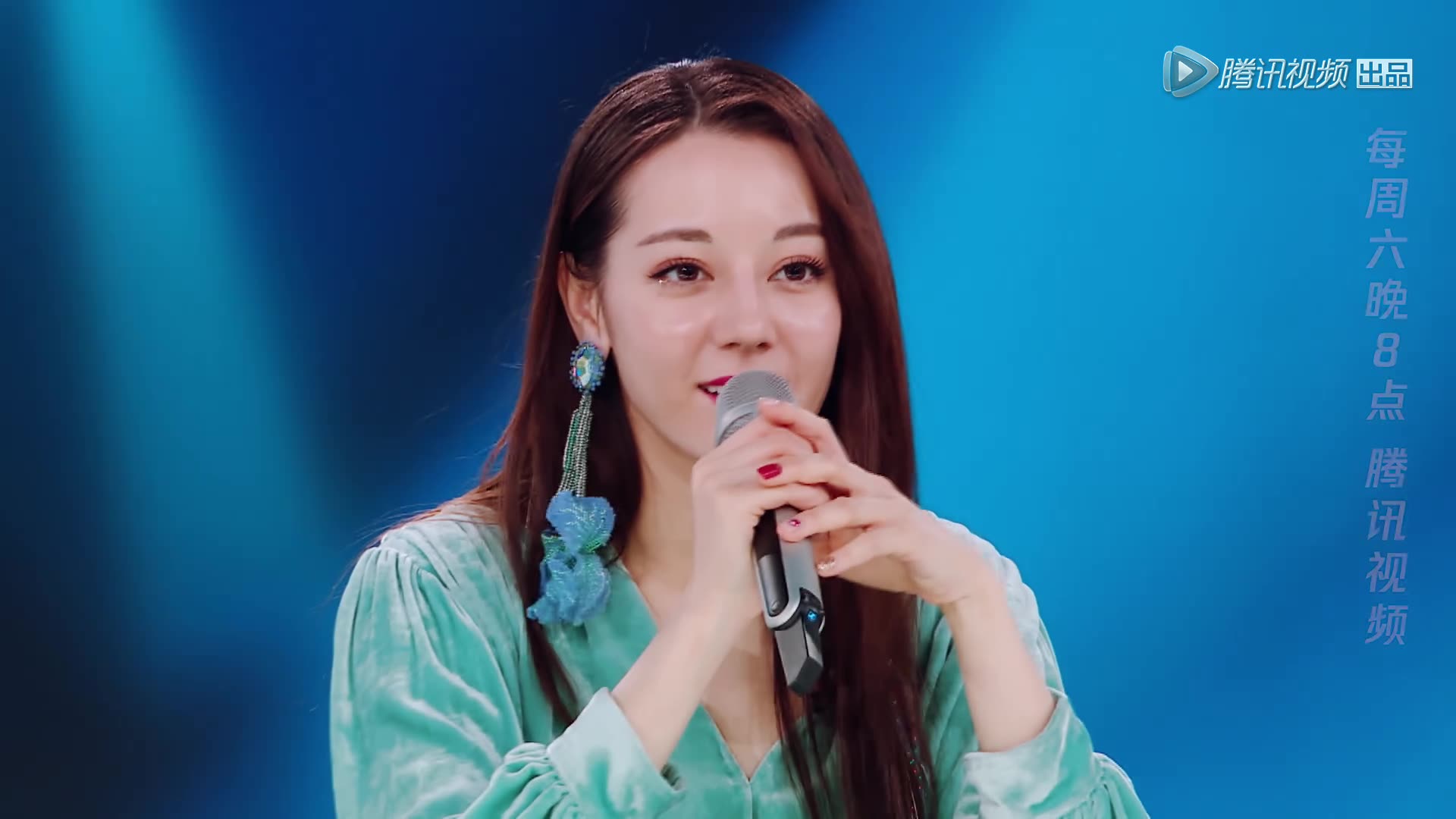 花絮迪丽热巴现场跳创造101主题曲翟潇闻学跳超精彩