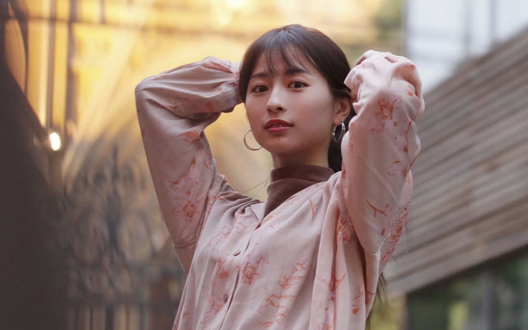 【龙梦柔】20201207 听日本歌学日语 群青 / yoasobi_哔哩哔哩 (゜-゜