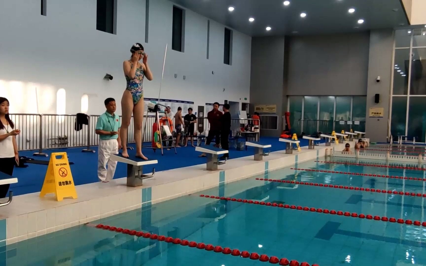 【2021首都高校游泳冠军赛】女子乙组100m蛙泳朱雅轩 1分34秒99