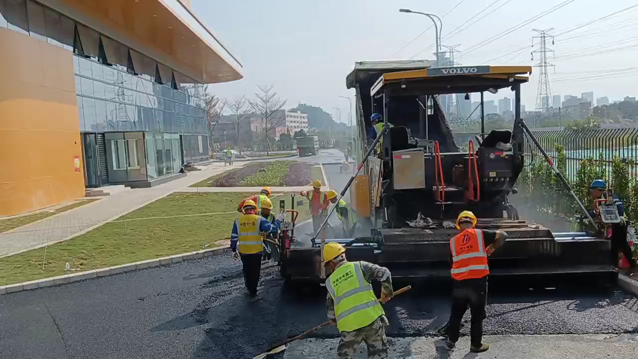 深圳市厂房产业园沥青路面施工 科技园沥青摊铺施工案例哔哩哔哩bilibili