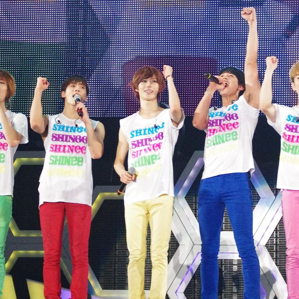 SHINee THE FIRST JAPAN ARENA TOUR SHINee WORLD 2012_哔哩哔哩_bilibili