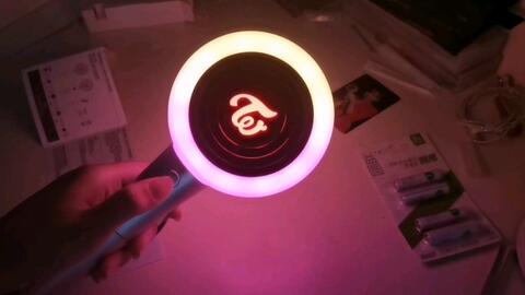 Twice 应援棒开箱 哔哩哔哩 Twice 应援棒开箱 哔哩哔哩