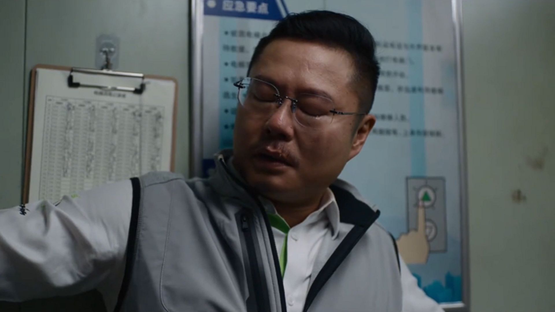 《飞驰2》魏翔电梯间删减片段，解释了他为何会黑化
