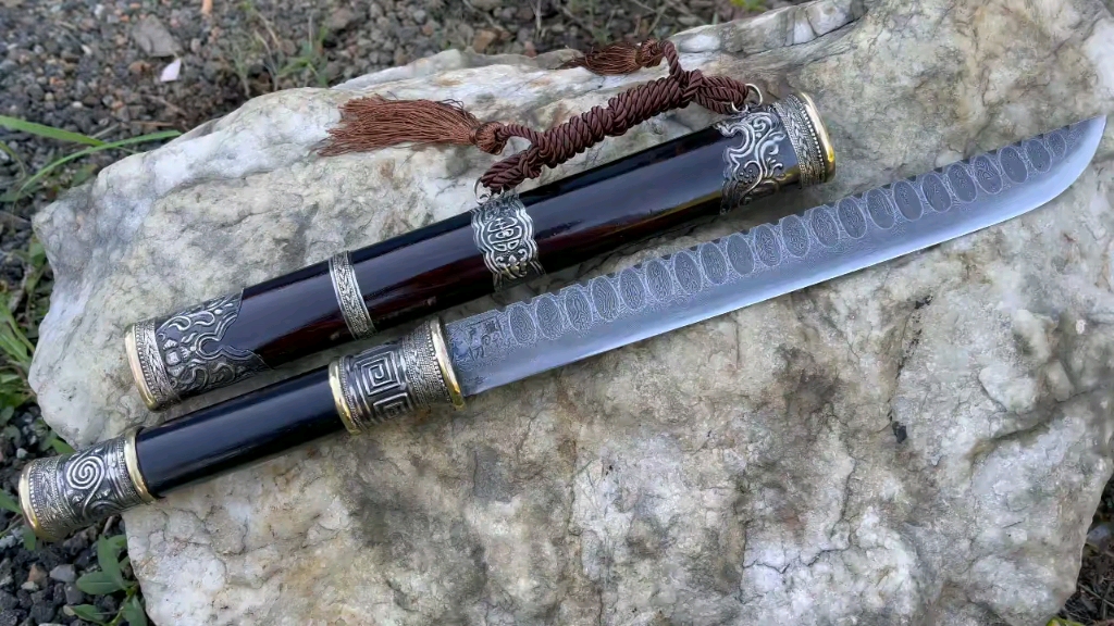 户撒刀唐刀型～博弈猎刀