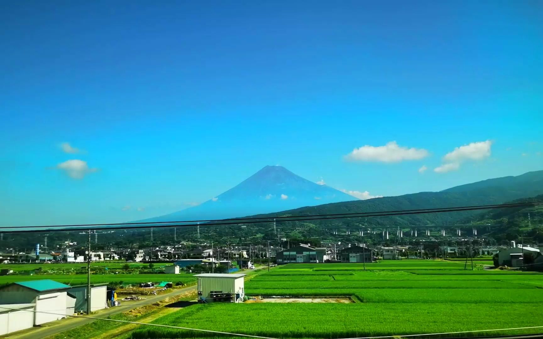 n700a 东海道新干线视角的富士山