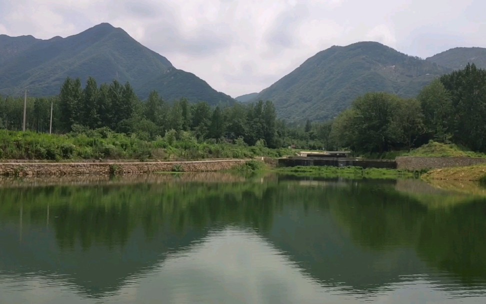 被称为北方城市的信阳,竟拥有桂林山水的美景,信阳旅游推荐这里哔哩哔哩bilibili