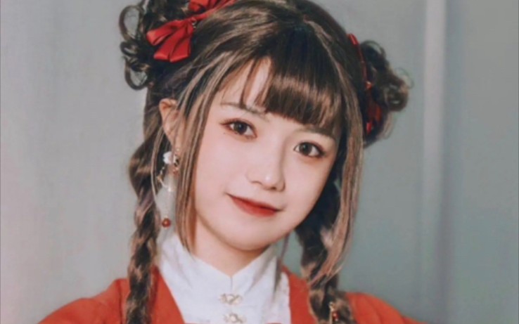 我给机智的党妹所有视频都点了踩在她删之前