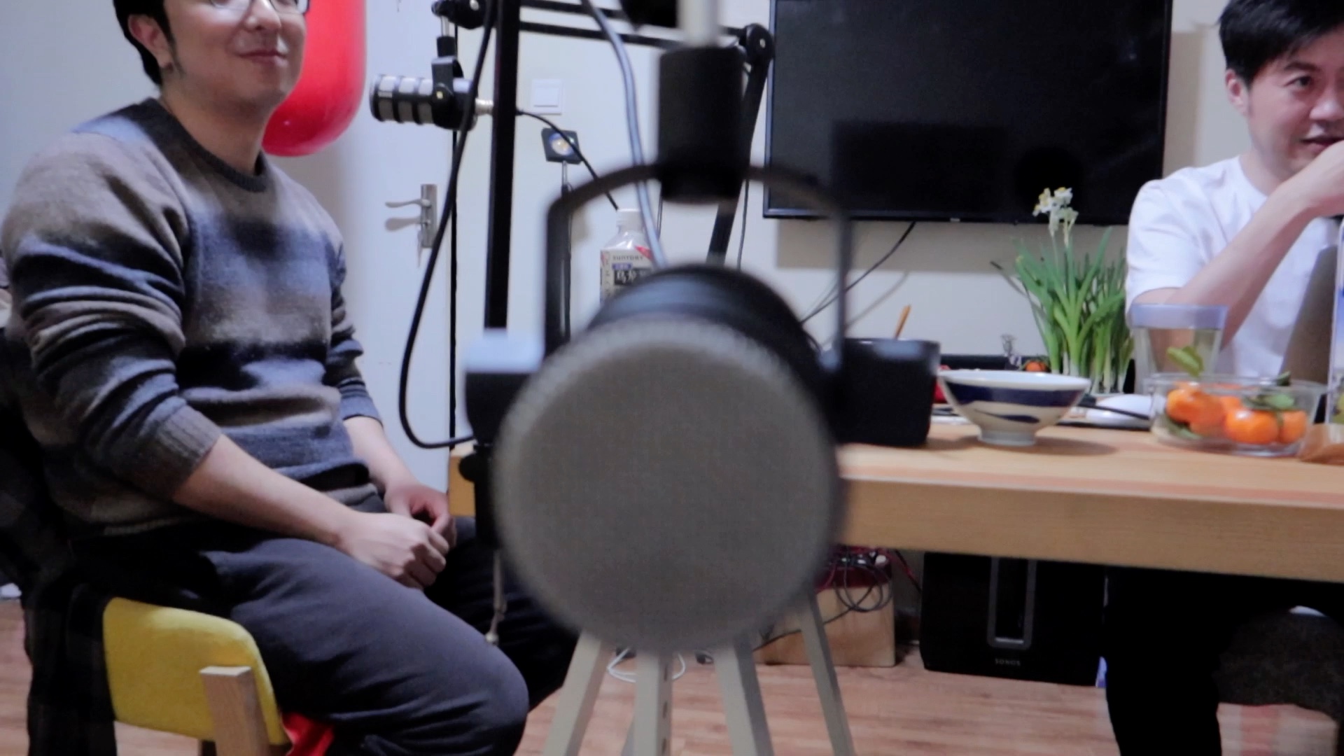 发发大王电台录节目的vlog小左实录