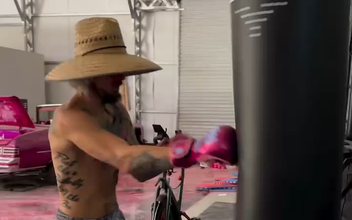 ufc"蜜糖"肖恩奥马利整活训练