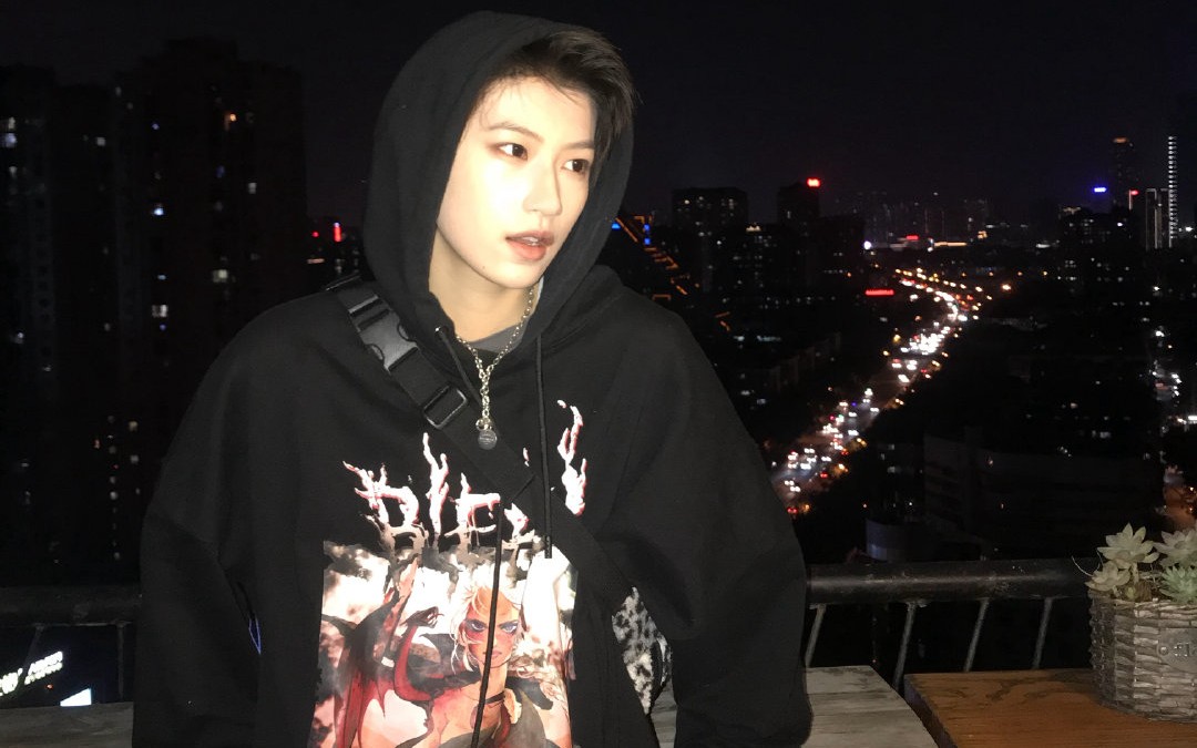 【男装大佬】【掰弯向】小姐姐怎么可以这么帅王迪文太吊了!