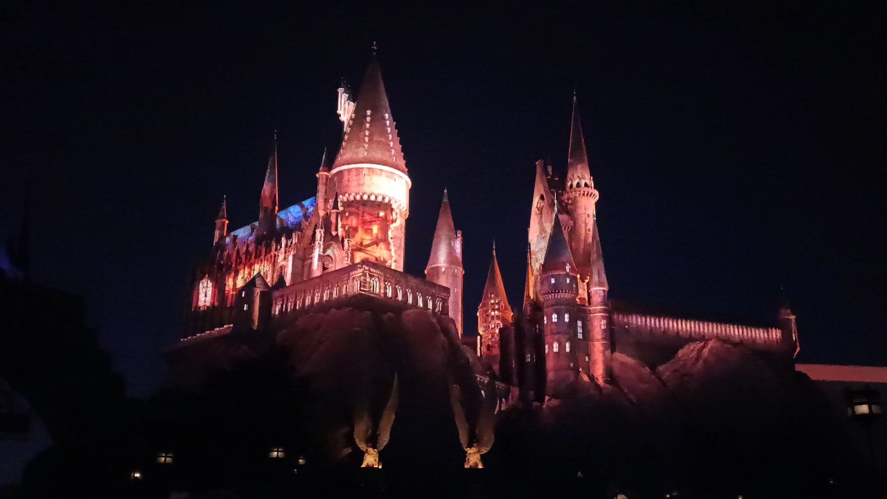 【北京环球影城】霍格沃茨城堡灯光秀