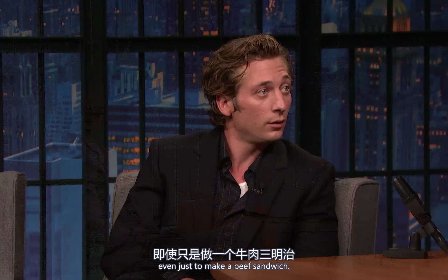 [图]【中英】【Jeremy Allen White】The Bear（熊家餐馆）火了之后大家见到Jeremy都来一句Chef之类的有趣采访